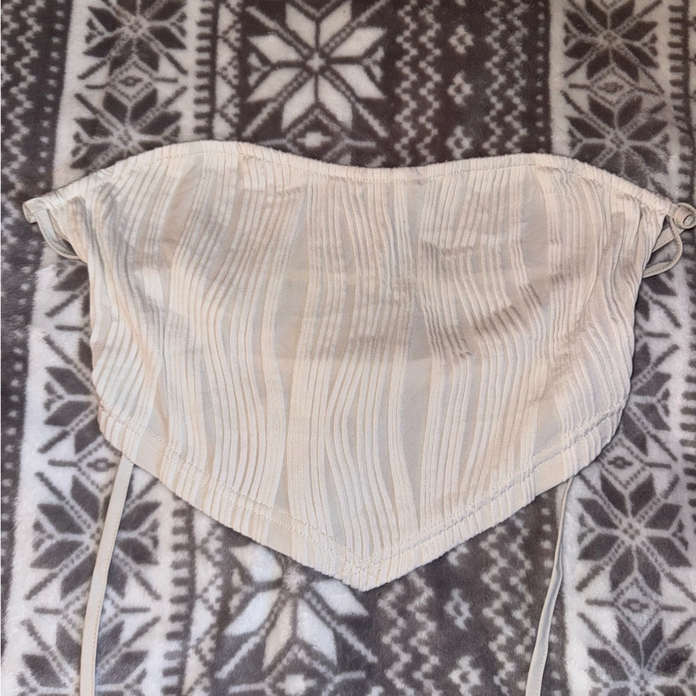 SHEIN Cream Textured Tube Top
